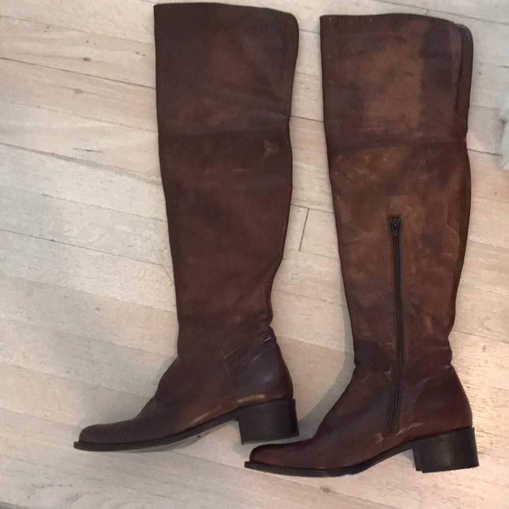 Mariano Renzi thigh high boots